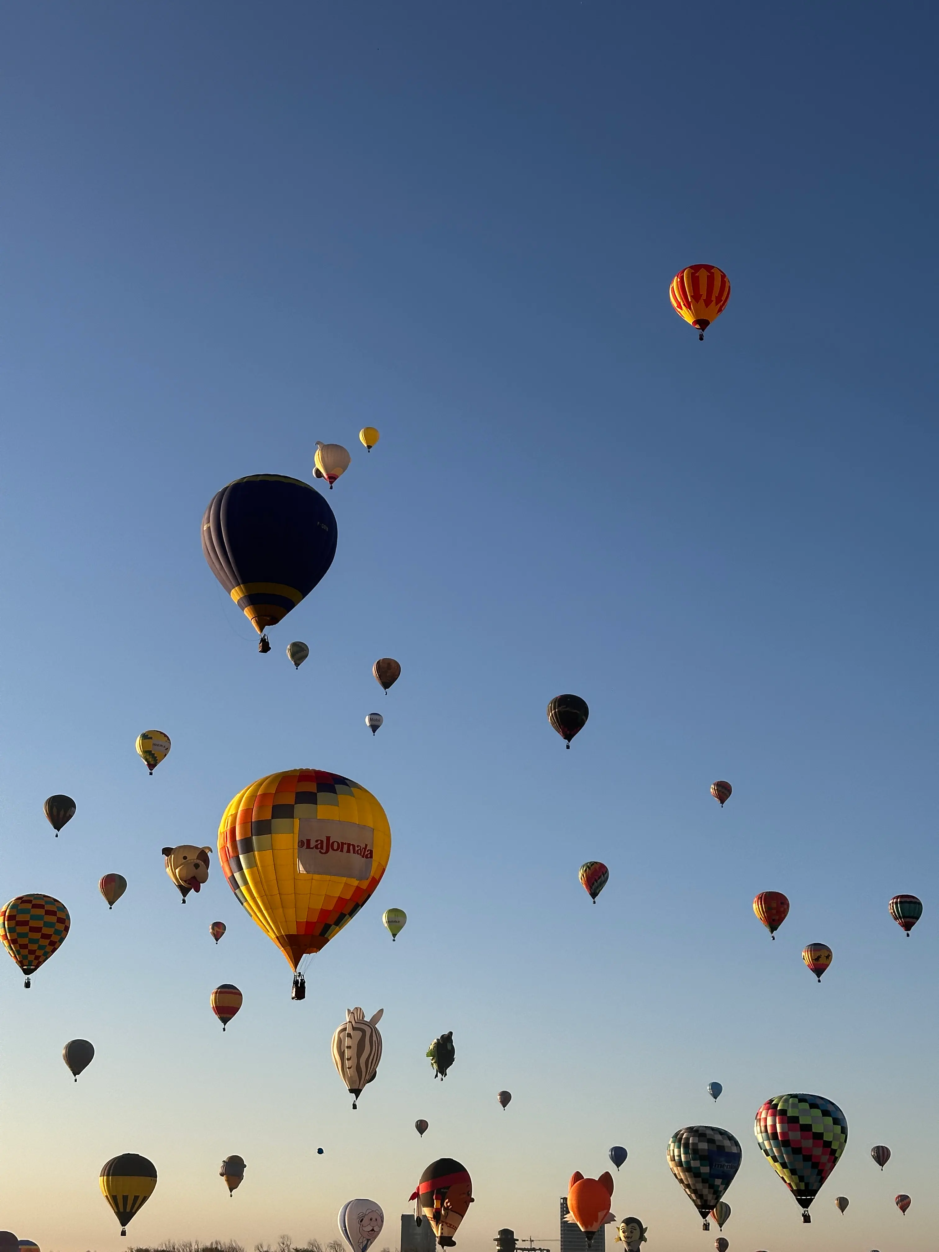 Show aéreo en León, Guanajuato durante el Festival