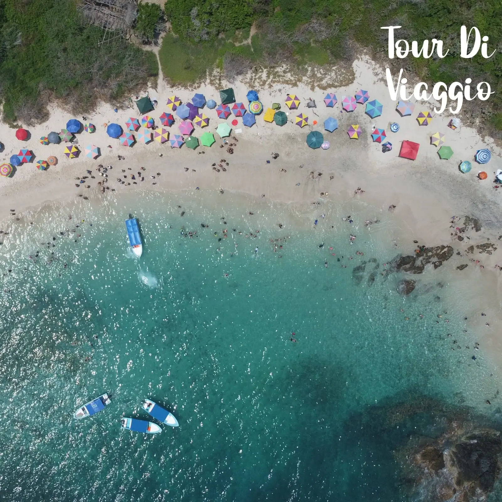 Restaurantes locales en la playa de Punta Pérula