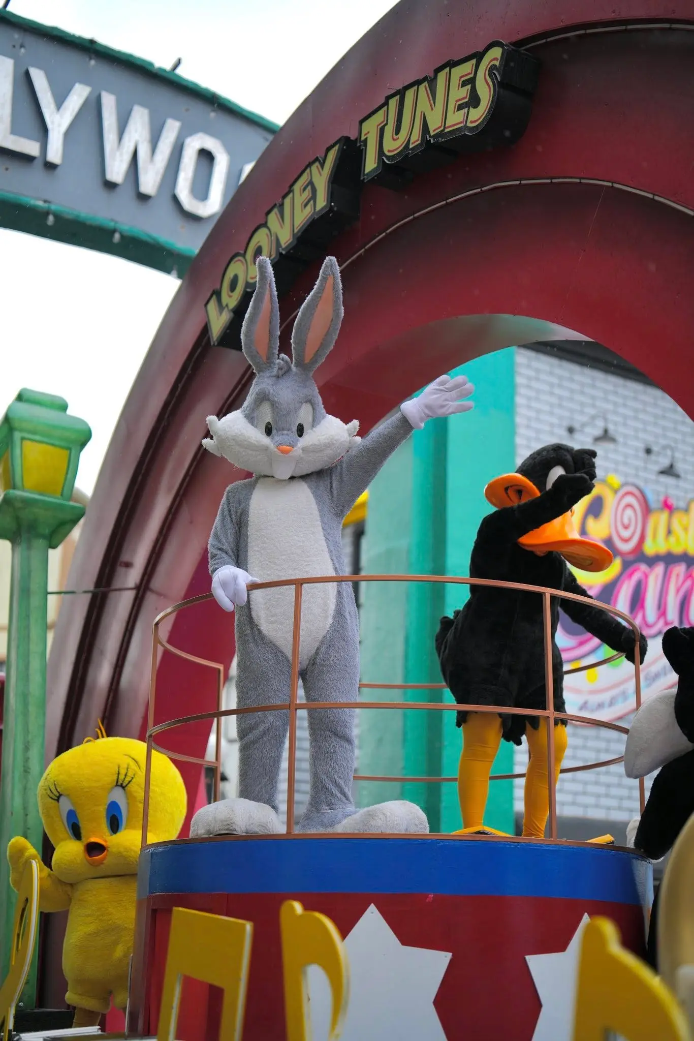 Entrada principal de Six Flags México